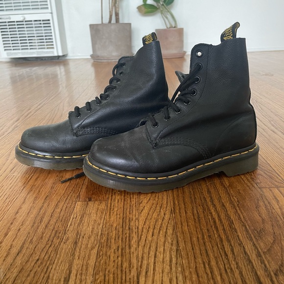 dr. marten 1460 Pascal Boot - Picture 1 of 3